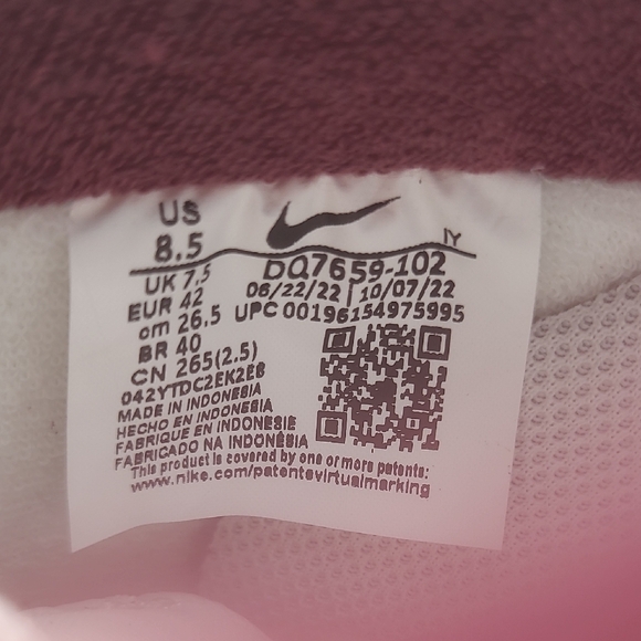 NEW Nike Air Force 1 '07 LV8 Sneakers - Sail/Night Maroon Size M:8.5 W:10 US - Picture 7 of 10